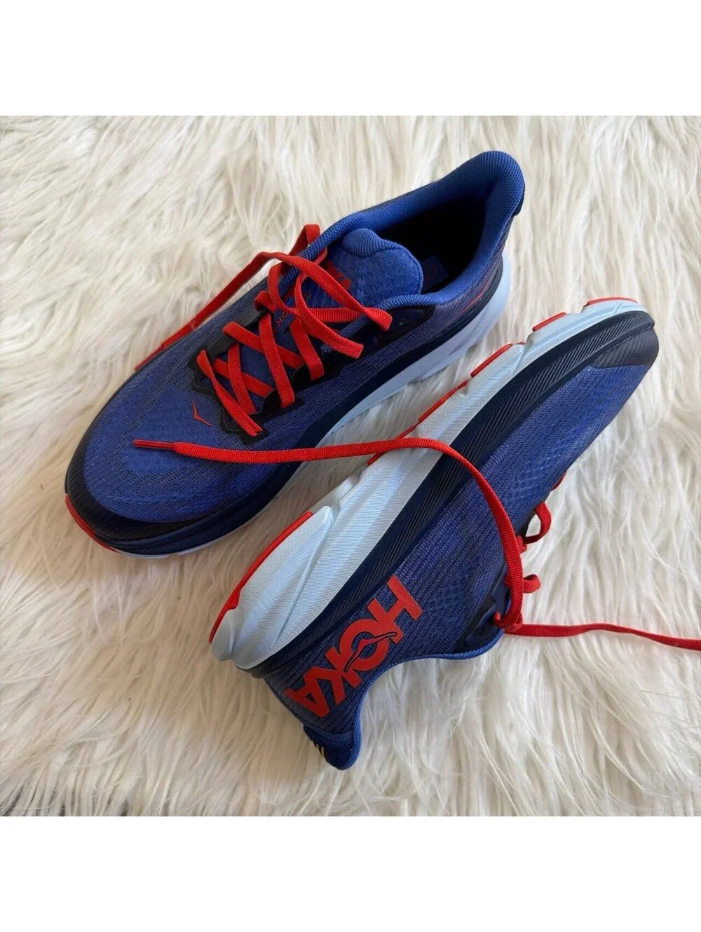 Hoka sneakers youth size 6.5 women’s size 7.5